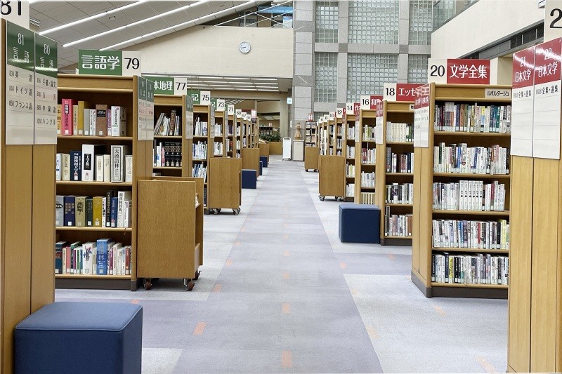 鳥取県立図書館