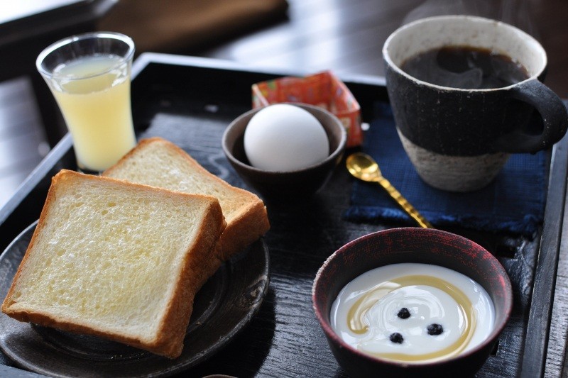 喫茶店モーニングのイメージ