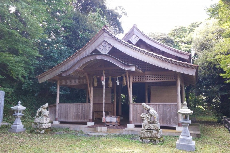 城山神社