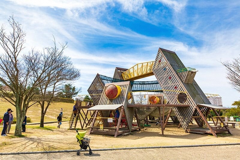 開園50周年☆ 鳥取砂丘とセットで楽しもう！親子で遊べるテーマパーク