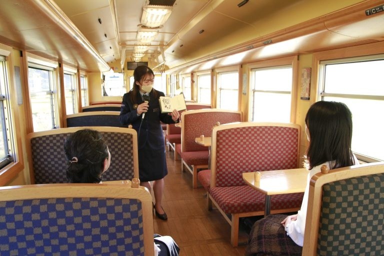 若桜鉄道　観光列車「昭和号」