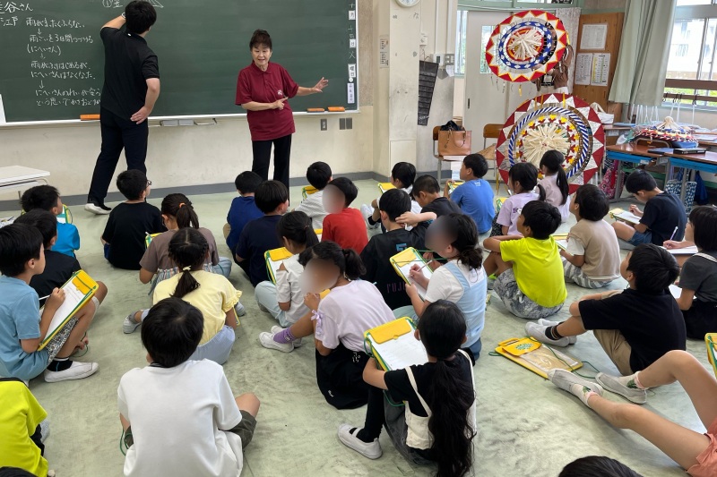 出前講座の様子（久松小学校）