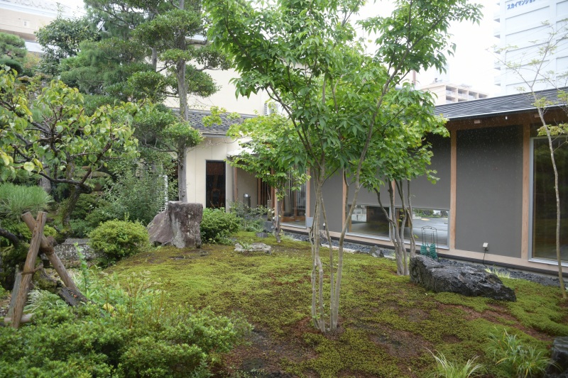 温泉旅館　丸茂