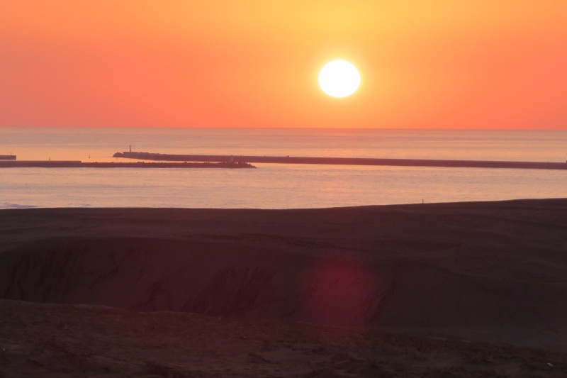 鳥取砂丘　夕日