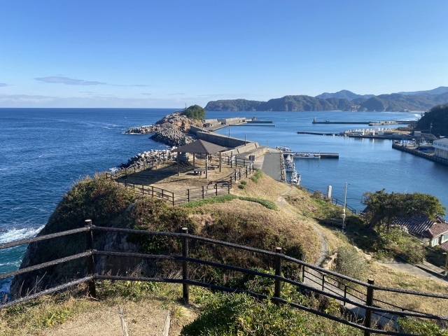 日本遺産の漁村を結ぶ 山陰海岸ジオパークトレイルを歩く旅