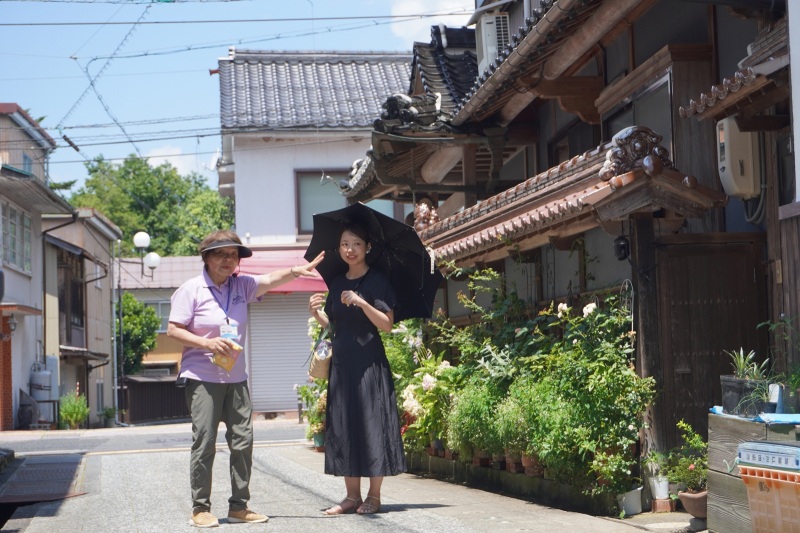 地元ガイドさんと一緒にまち歩き