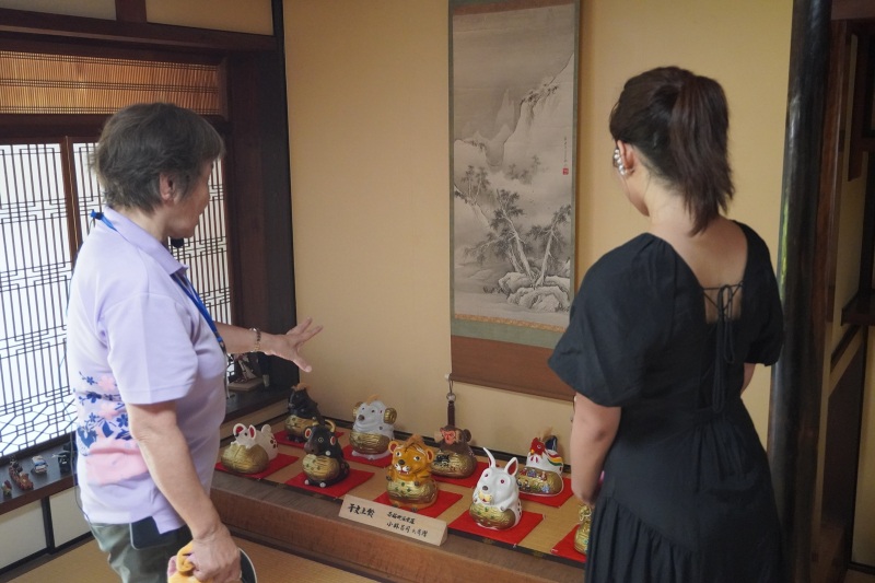 実際に建物の中へ上がり、ご説明いただきました