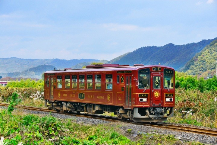 【8時間半】若桜鉄道に乗って風景を楽しみ、若桜の街並みを歩いて散策！