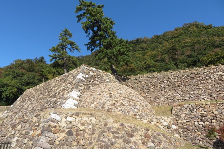 鳥取城跡・天球丸巻石垣