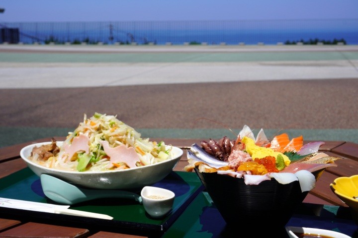 【昼食】鳥取砂丘周辺でランチ