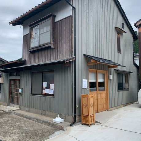 12：00　昼食（花の舎）