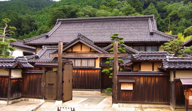 [ Undefined: spot-title-plain ]