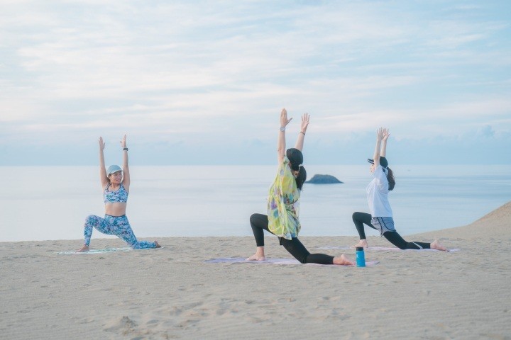 【砂丘YOGA】自然に溶け込みリフレッシュ