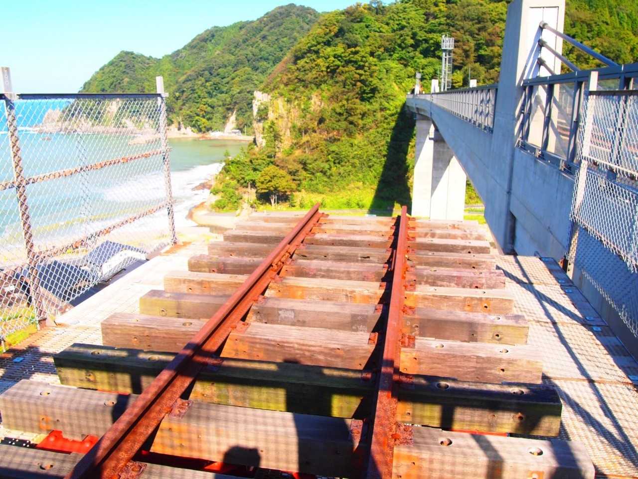 余部鉄橋・余部クリスタルタワー・空の駅あまるべ｜観光スポット｜鳥取