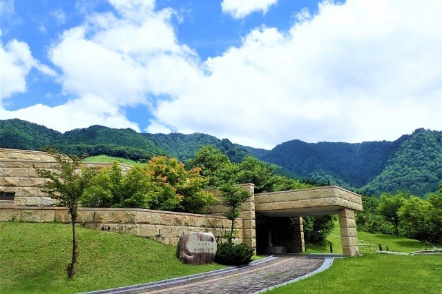 氷ノ山自然ふれあい館 響の森