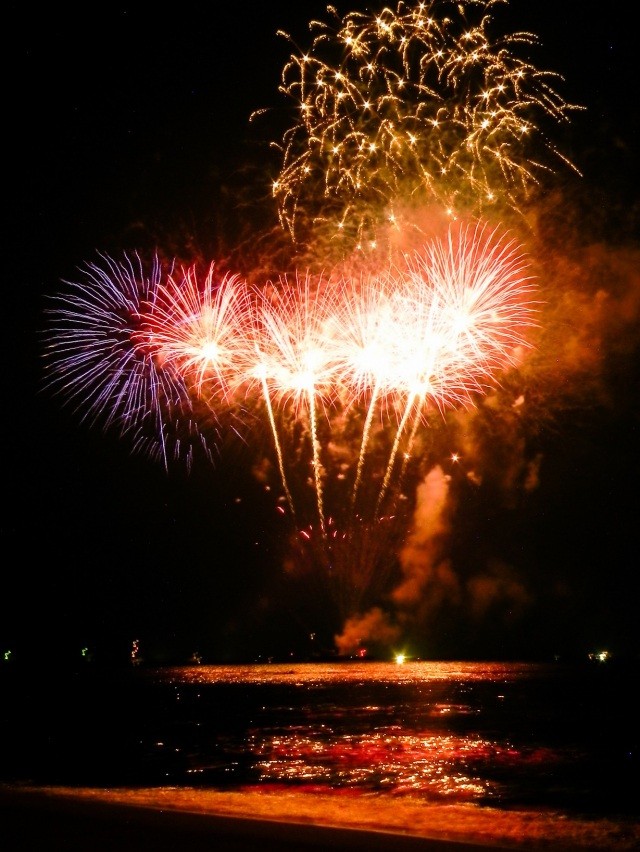 浦富海岸元気フェスティバル（岩美花火祭り）