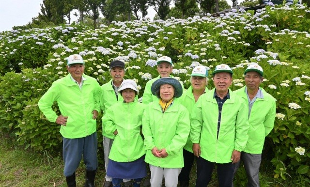 「あじさい公園を守る会」の皆様