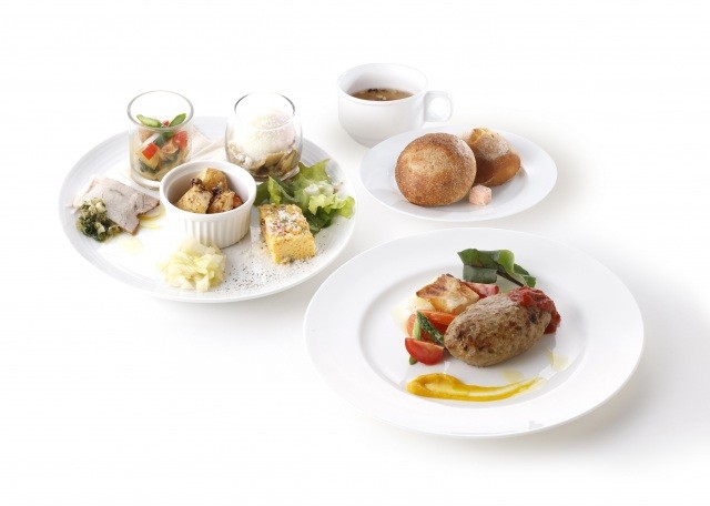 昼食は大江ノ郷テラスにてGバスオリジナルメニュー