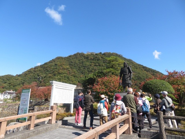 吉川経家公像